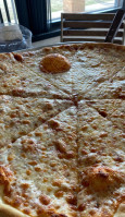 La Pizzeria food