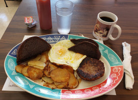 Deb's Lakeside Cafe food