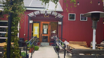 Palouse Caboose And Grill outside