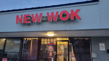 New Wok outside