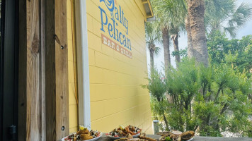 Salty Pelican Grill food