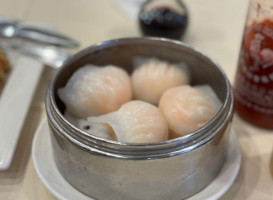 Lunasia Dim Sum House food