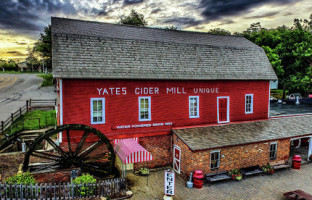 Yates Cider Mill outside