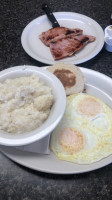 Angelle's Diner food