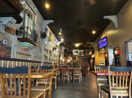 J Gumbo's inside