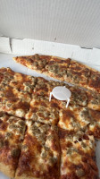 Smitty's Pizza food