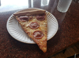 Napolitano's Brooklyn Pizza outside