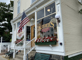 Sleder's Family Tavern outside