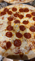 Dewey's Pizza food