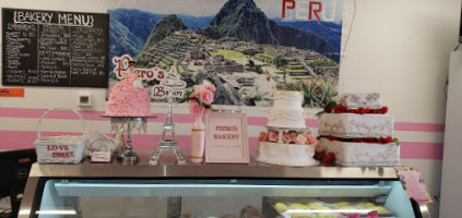 Piero's Bakery outside