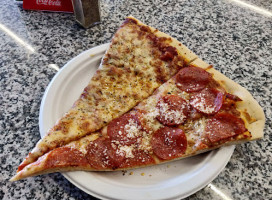 Capri Deli Pizza In Palatine food