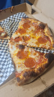 Emangeo's Brick Oven Pizza food