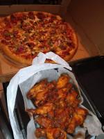 Emangeo's Brick Oven Pizza food