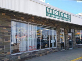 Mousies Deli food