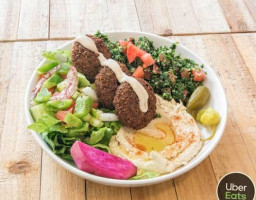 Hala's Mideast Eatery And Market food