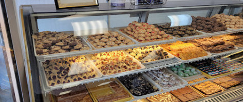 Piro’s Bakery food