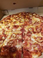 Todds Pizza food