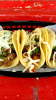 Taqueria Cueramaro food