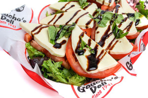 Groucho's Deli food