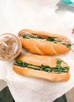 Lan Huê Sandwich And Bakery food