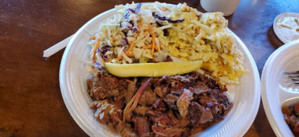 Lonnie Q's Bbq food