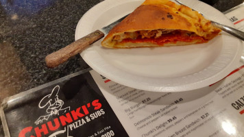 Chunki's Pizza Subs food