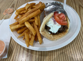 Bountiful Greek Café food