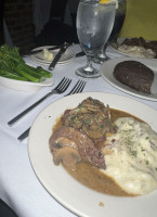 Cheeves Bros. Steak House food