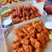 Buffalo Wild Wings food