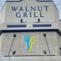 Walnut Grill Wexford food