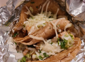 Mr. Taco Food Truck food