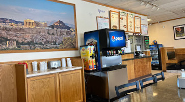 Olympic Gyros inside