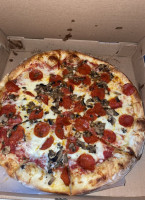 2 Cousins Italian Pizza food