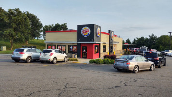 Burger King outside