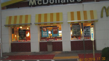 Mcdonald's outside