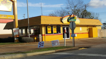 Church's Texas Chicken outside