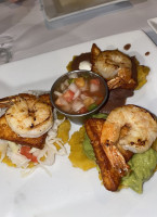 Los Ranchos Steakhouse food