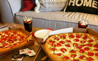 Pizza Hut food