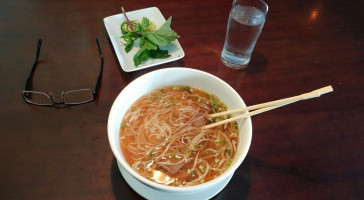 Pho Lucky Dragon food