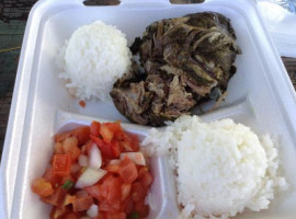 Pono Market food