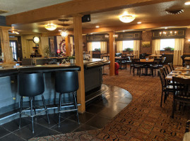 Pheasant Lounge In Brook inside