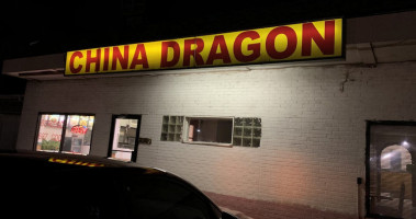 China Dragon outside