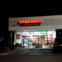 Muchas Gracias Mexican Food outside