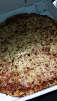 Tubby's Pizza food