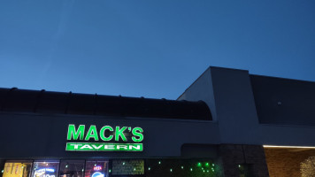 Mack's Tavern Bar & Grill outside