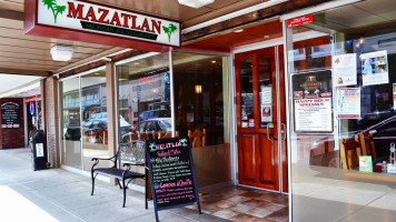 Mazatlan (downtown Puyallup) food