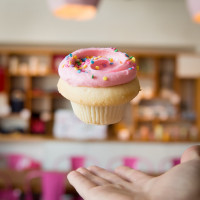 Cupcake Royale food