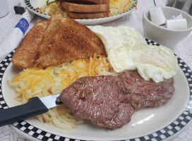 Jeannie's Diner food