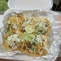 Mucha Lucha Taco Shop food