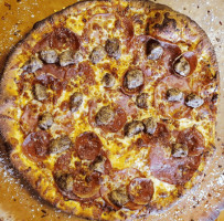 South Lake Pizza food